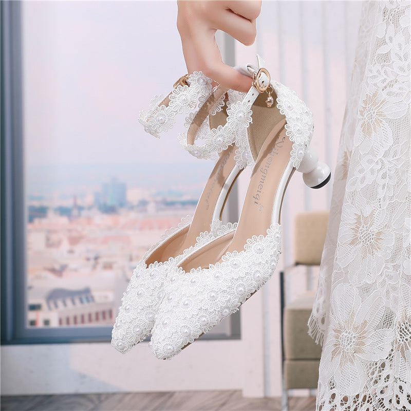 New shallow mouth lace pearl 5cm spot pointed white banquet wedding shoes